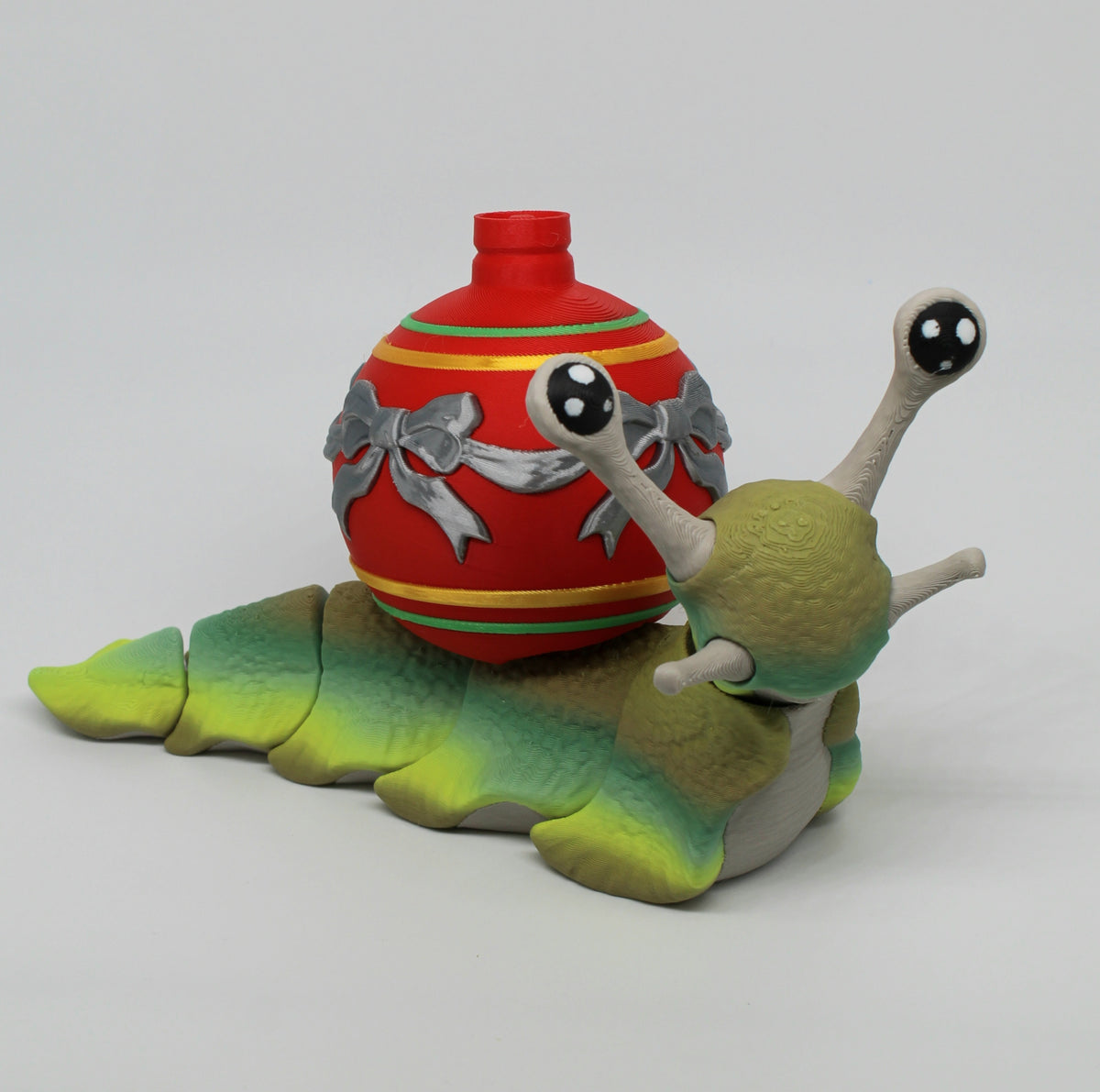 Holiday Snail – Articulated 3D Printed Snail with Holiday Shell